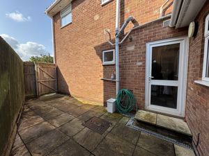 Side - click for photo gallery